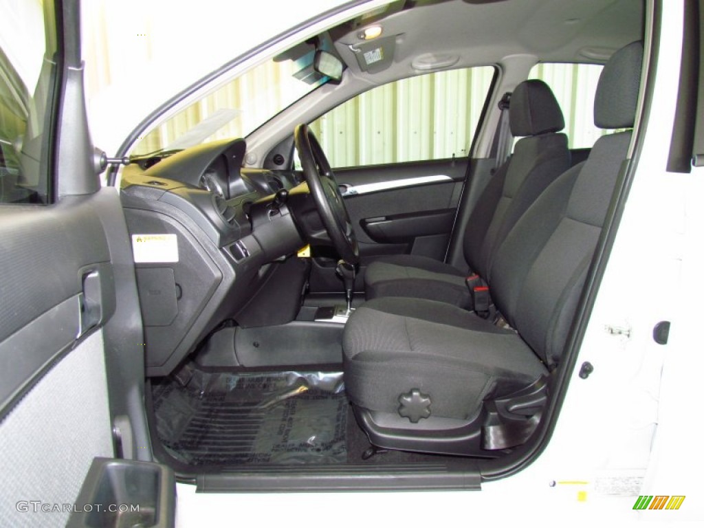 2010 Aveo LT Sedan - Summit White / Charcoal photo #9