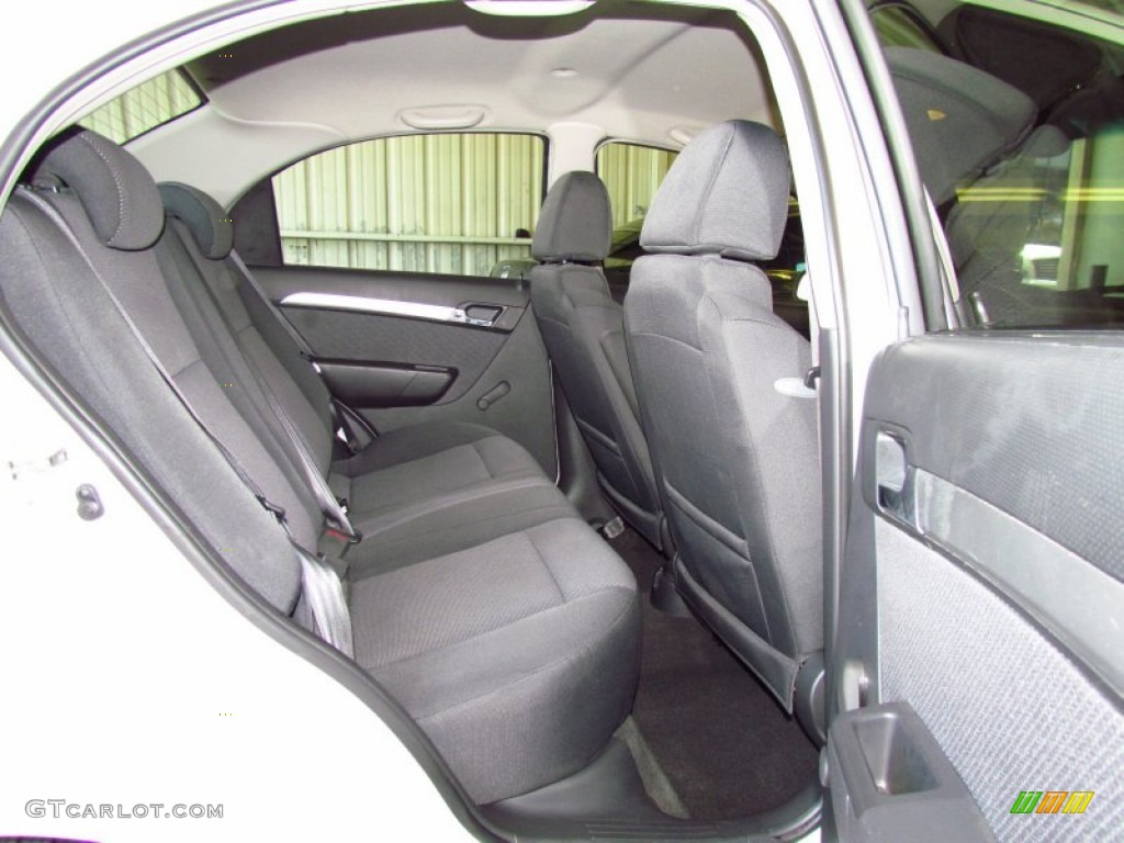 2010 Aveo LT Sedan - Summit White / Charcoal photo #11