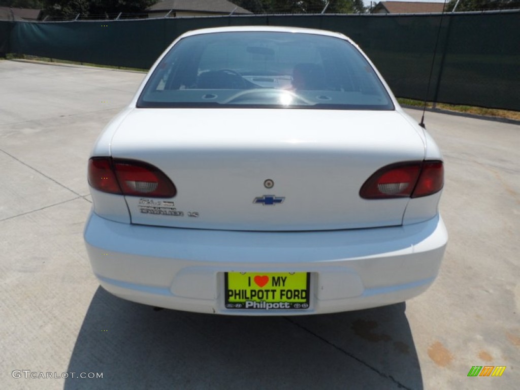 2001 Cavalier LS Sedan - Bright White / Medium Gray photo #4