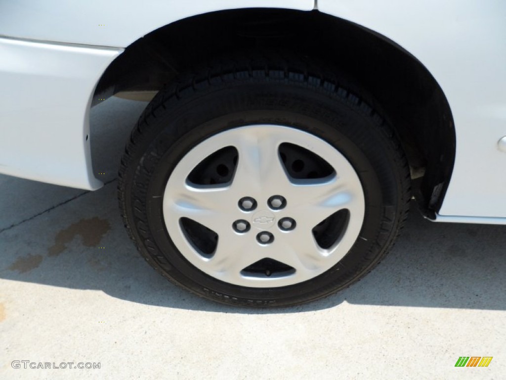 2001 Chevrolet Cavalier LS Sedan Wheel Photos