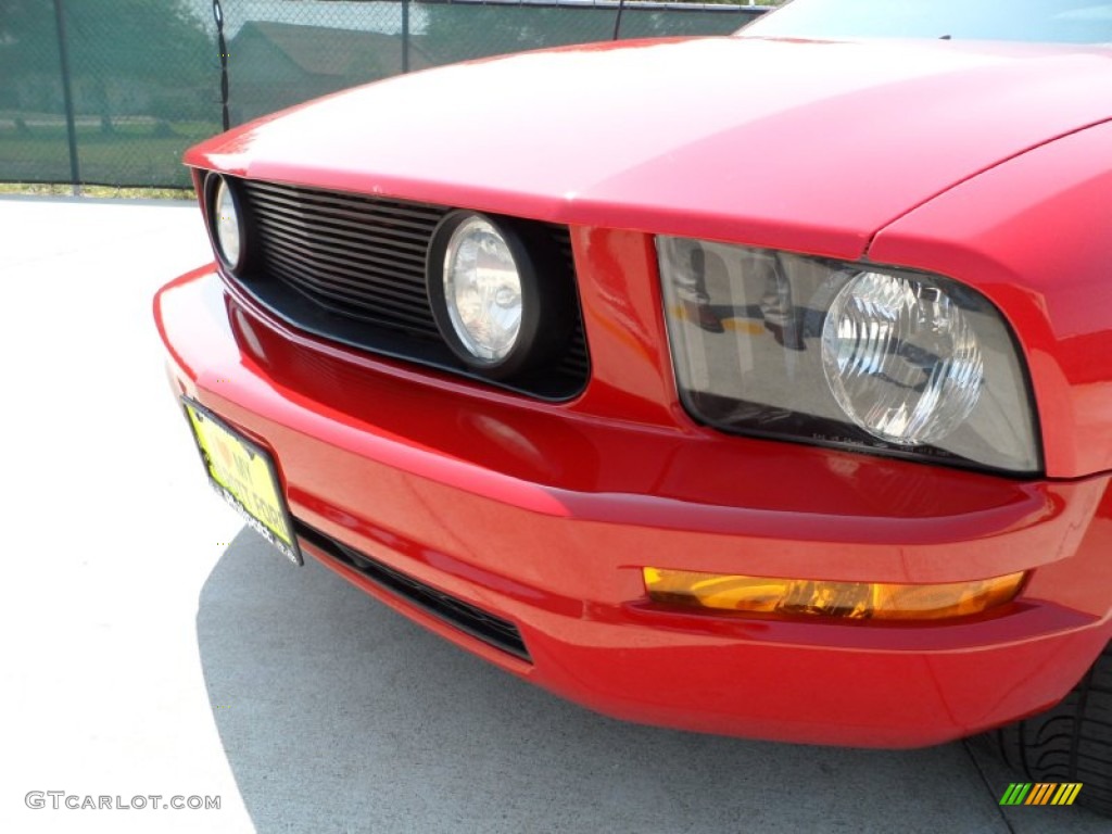 Torch Red 2005 Ford Mustang V6 Deluxe Coupe Exterior Photo #50046639