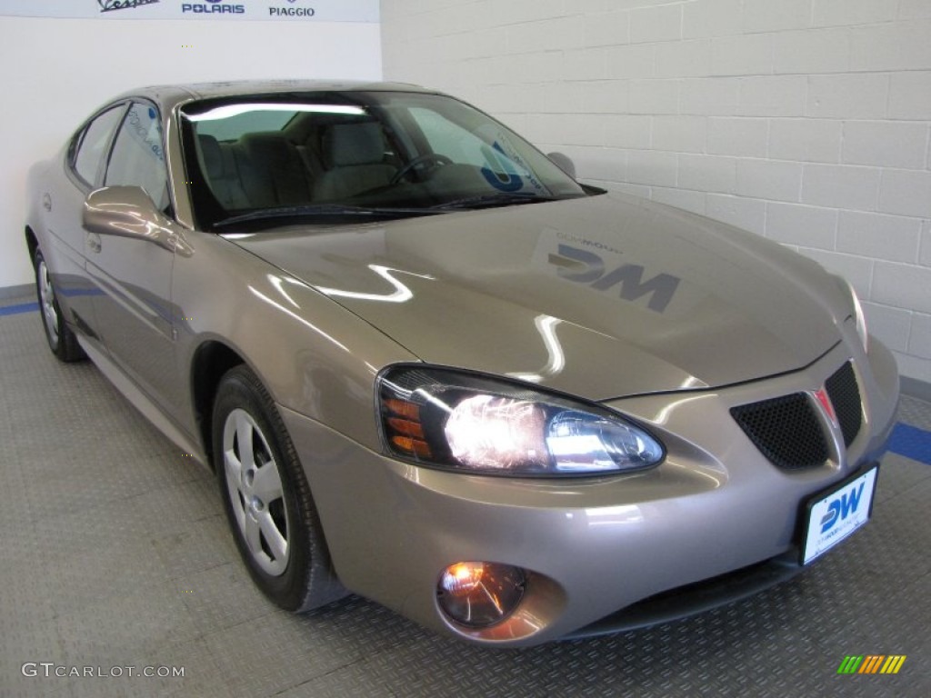 2007 Grand Prix Sedan - Bronzestone Metallic / Cashmere photo #1