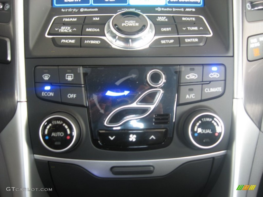 2011 Hyundai Sonata Hybrid Controls Photo #50048709