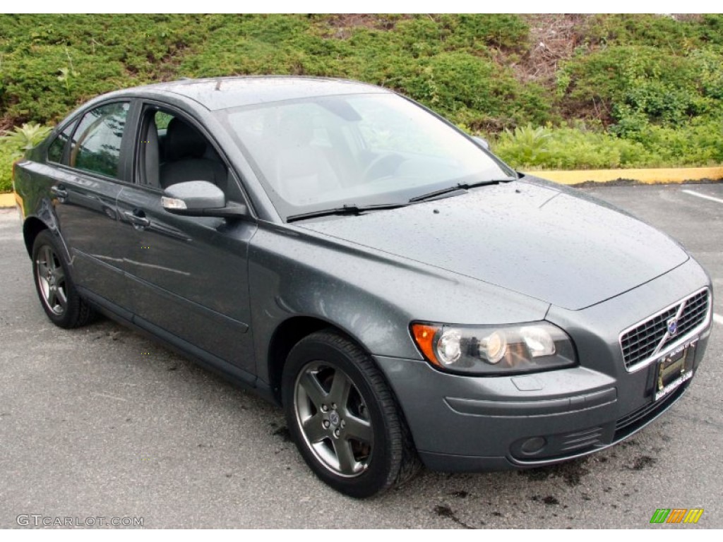 Titanium Gray Metallic 2007 Volvo S40 T5 AWD Exterior Photo #50049102