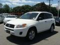 Super White - RAV4 4WD Photo No. 3