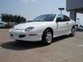 1998 Bright White Pontiac Sunfire SE Coupe  photo #7