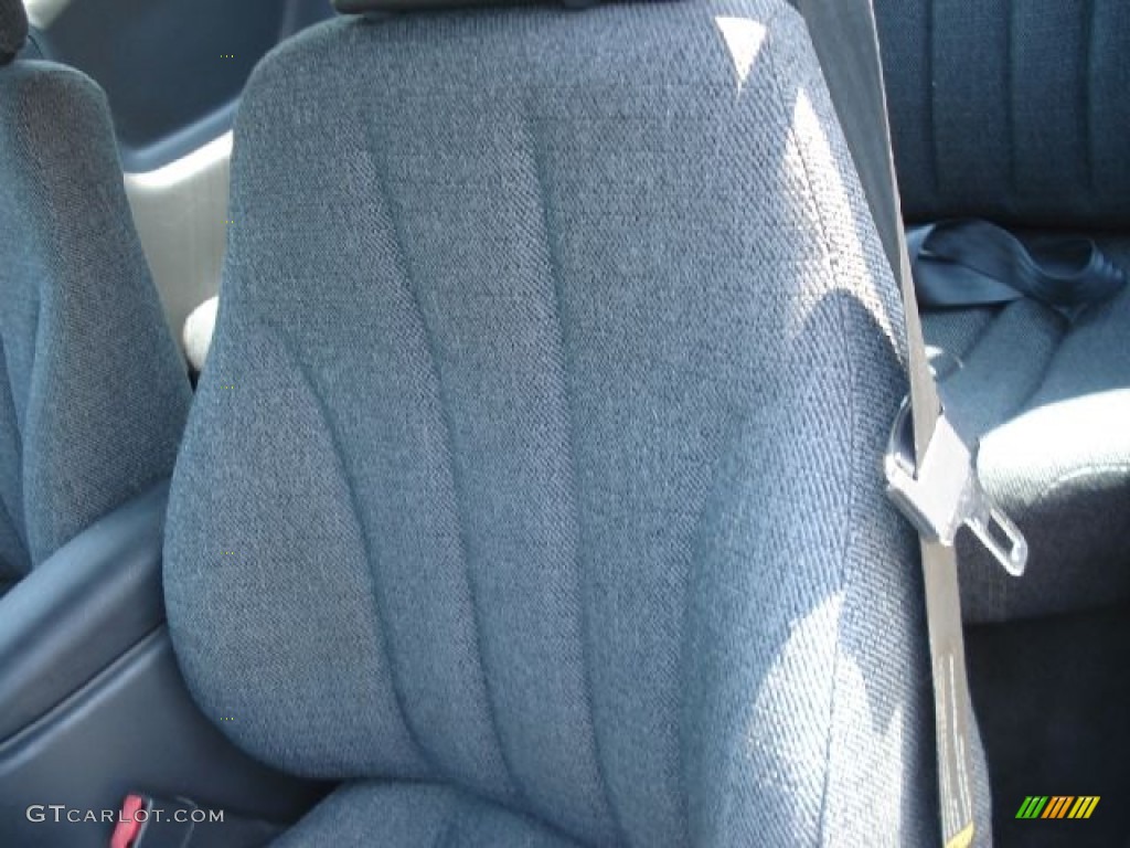 1998 Sunfire SE Coupe - Bright White / Graphite photo #9