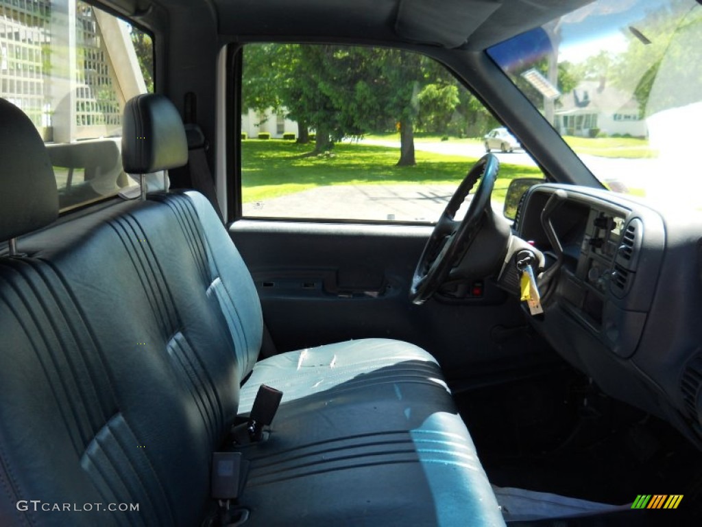 1998 C/K 2500 C2500 Regular Cab Chassis - White / Blue photo #7