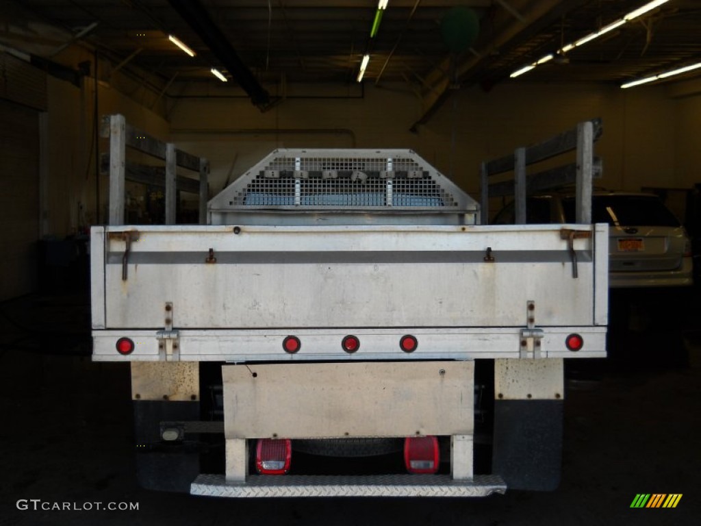 1998 C/K 2500 C2500 Regular Cab Chassis - White / Blue photo #10