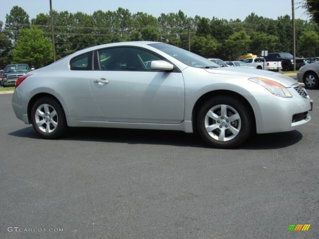 2008 Altima 2.5 S Coupe - Radiant Silver Metallic / Charcoal photo #6