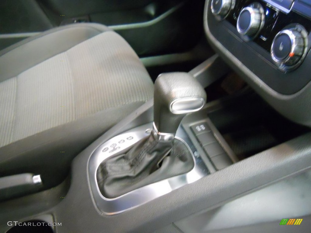 2010 Jetta S Sedan - Platinum Grey Metallic / Titan Black photo #19