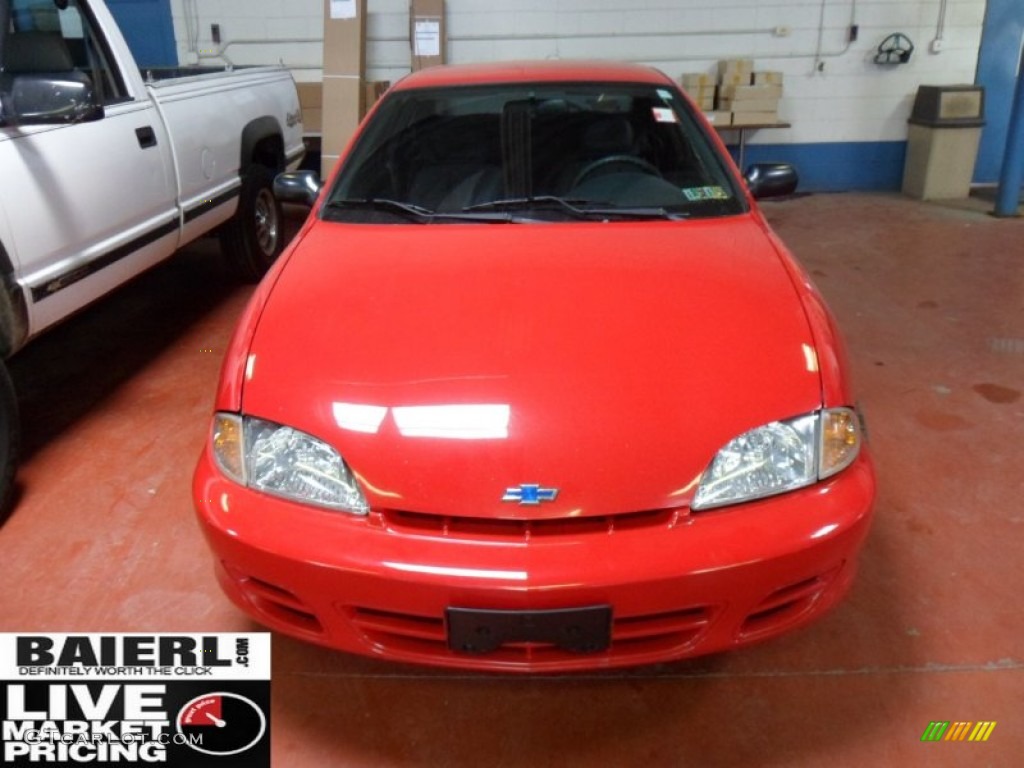 2002 Cavalier Coupe - Bright Red / Graphite photo #2