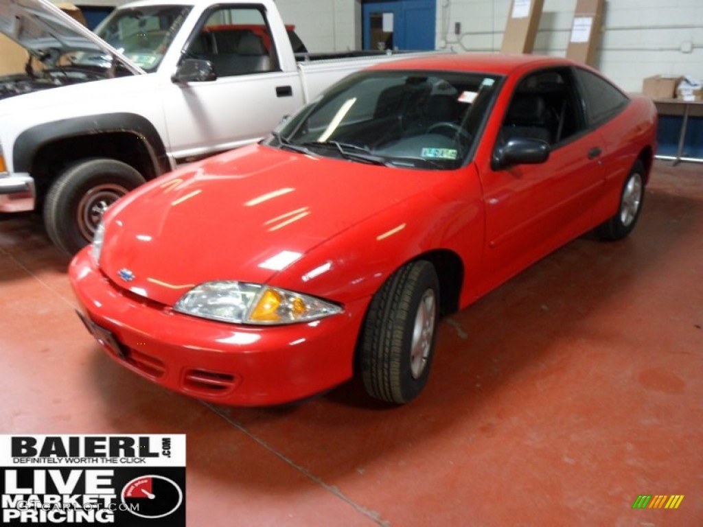 2002 Cavalier Coupe - Bright Red / Graphite photo #3