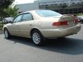 2001 Cashmere Beige Metallic Toyota Camry LE  photo #4