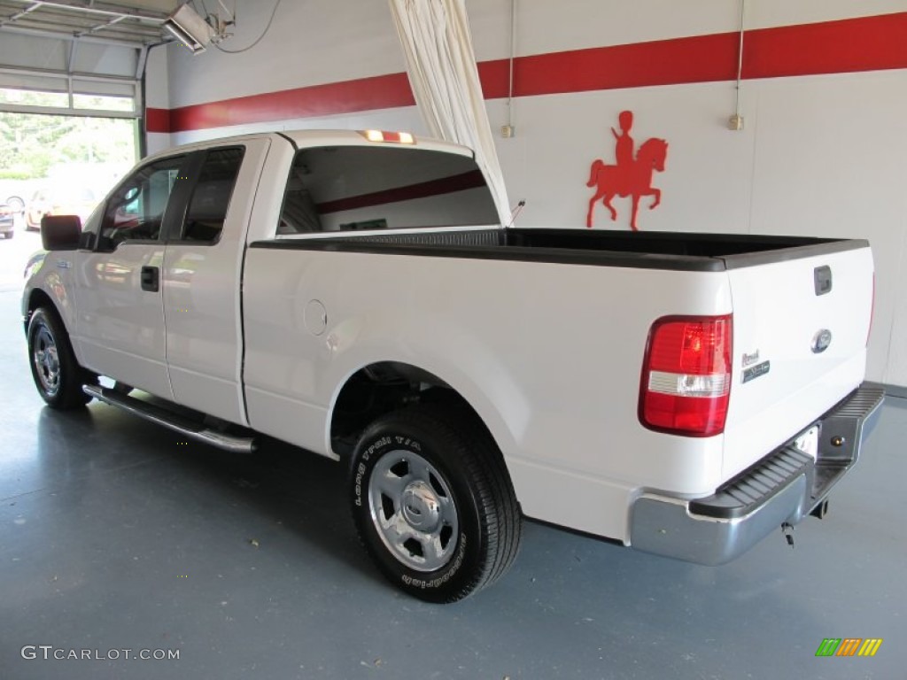2006 F150 XLT SuperCab - Oxford White / Medium/Dark Flint photo #2