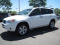Super White - RAV4 4WD Photo No. 5