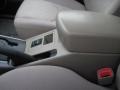 Super White - RAV4 4WD Photo No. 22