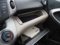 Super White - RAV4 4WD Photo No. 24