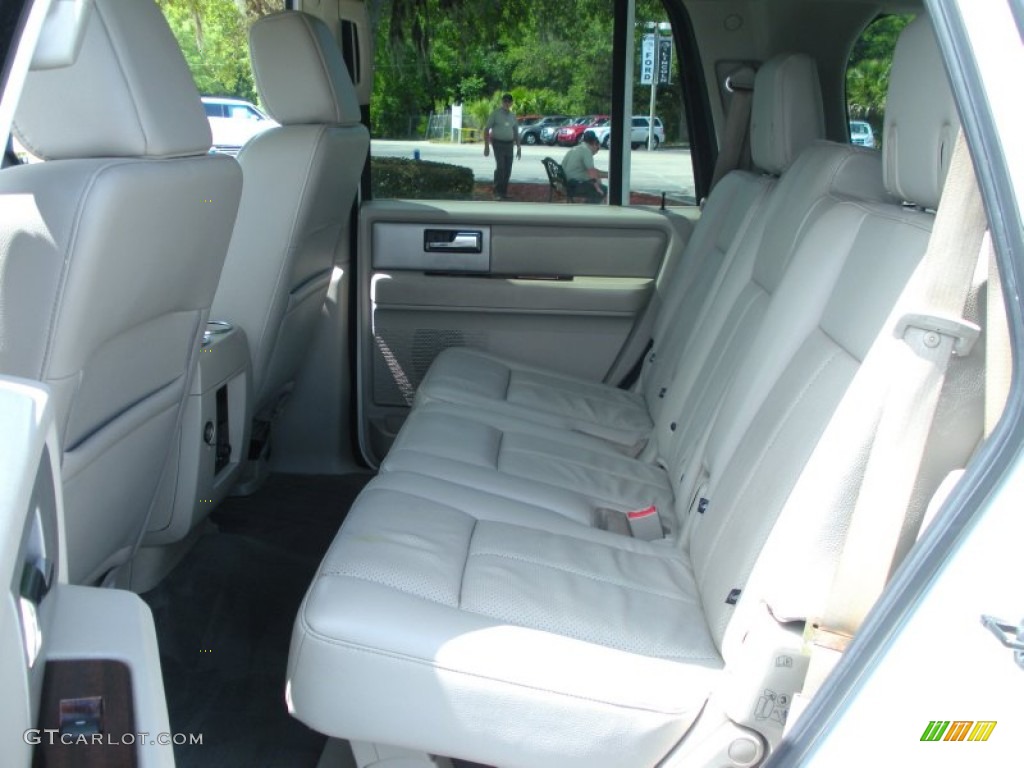 Stone Interior 2007 Ford Expedition Limited Photo #50060437