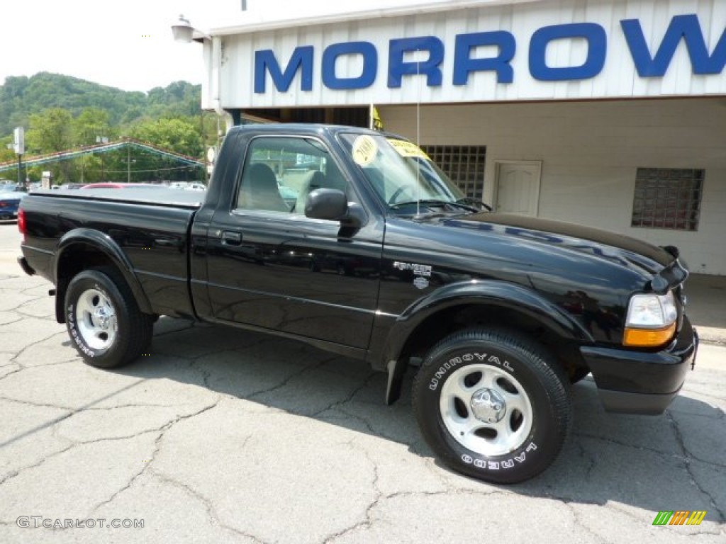 2000 Ranger XLT Regular Cab 4x4 - Black / Medium Graphite photo #2