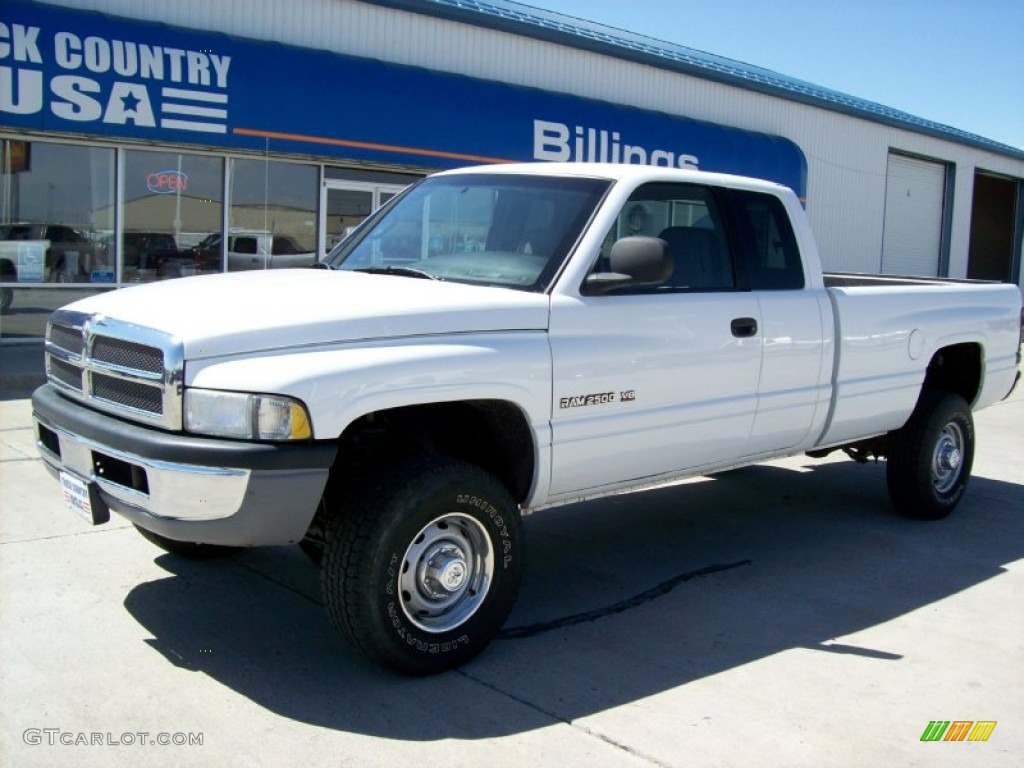 2002 Bright White Dodge Ram 2500 ST Quad Cab 4x4 50037529 GTCarLot