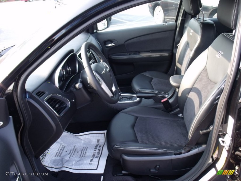 Black Interior 2011 Chrysler 200 S Photo #50065156