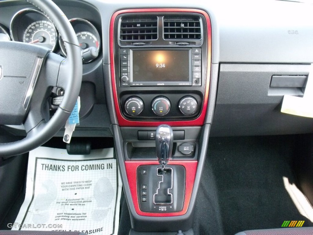 2011 Dodge Caliber Heat Controls Photo #50065612