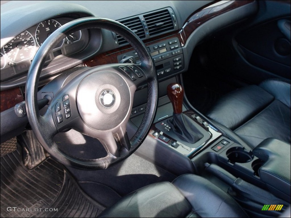 2002 3 Series 330xi Sedan - Jet Black / Black photo #16