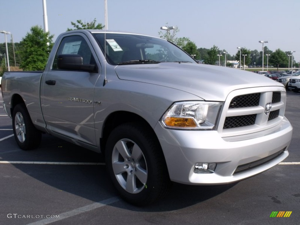 2011 Ram 1500 Express Regular Cab - Bright Silver Metallic / Dark Slate Gray/Medium Graystone photo #4