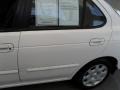 Cloud White - Sentra XE Photo No. 4