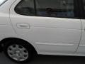 Cloud White - Sentra XE Photo No. 8