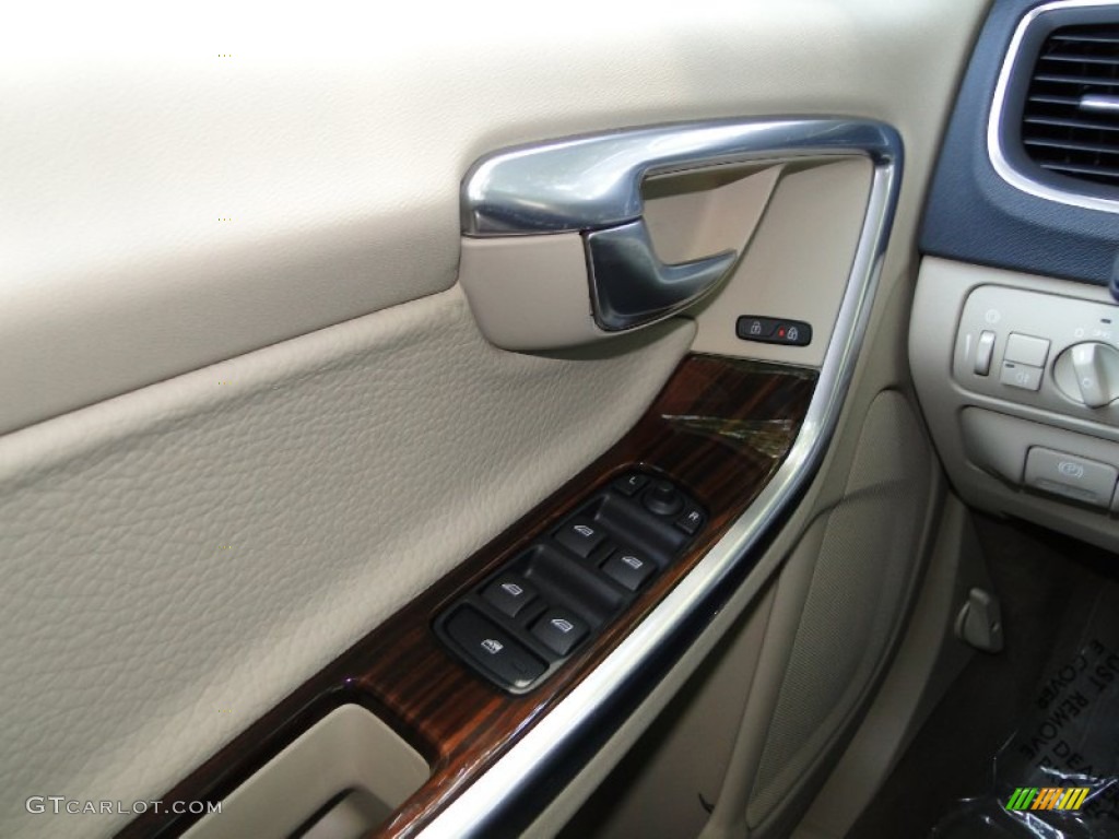 2012 Volvo S60 T5 Soft Beige Door Panel Photo #50072089