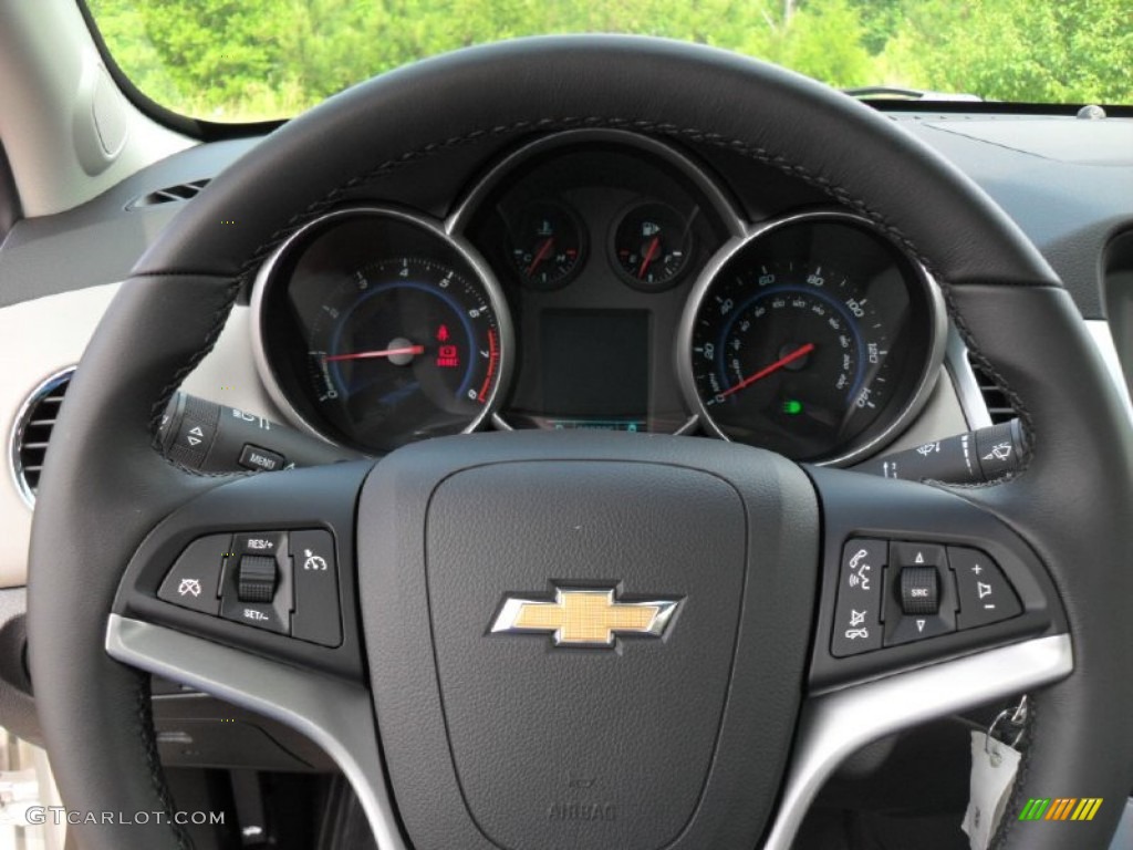 2011 Cruze ECO - Silver Ice Metallic / Medium Titanium photo #11