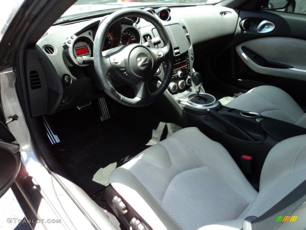 Gray Leather Interior 2009 Nissan 370Z Touring Coupe Photo #50073730