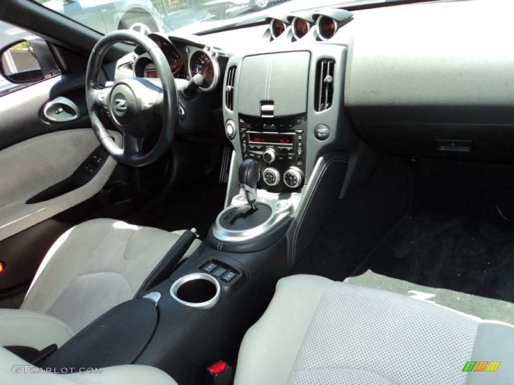 2009 Nissan 370Z Touring Coupe Gray Leather Dashboard Photo #50073775