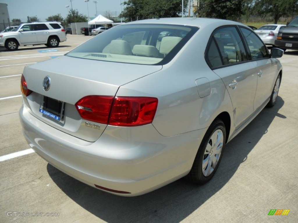 2011 Jetta SE Sedan - White Gold Metallic / Cornsilk Beige photo #7