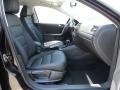 Black - Jetta SE Sedan Photo No. 13