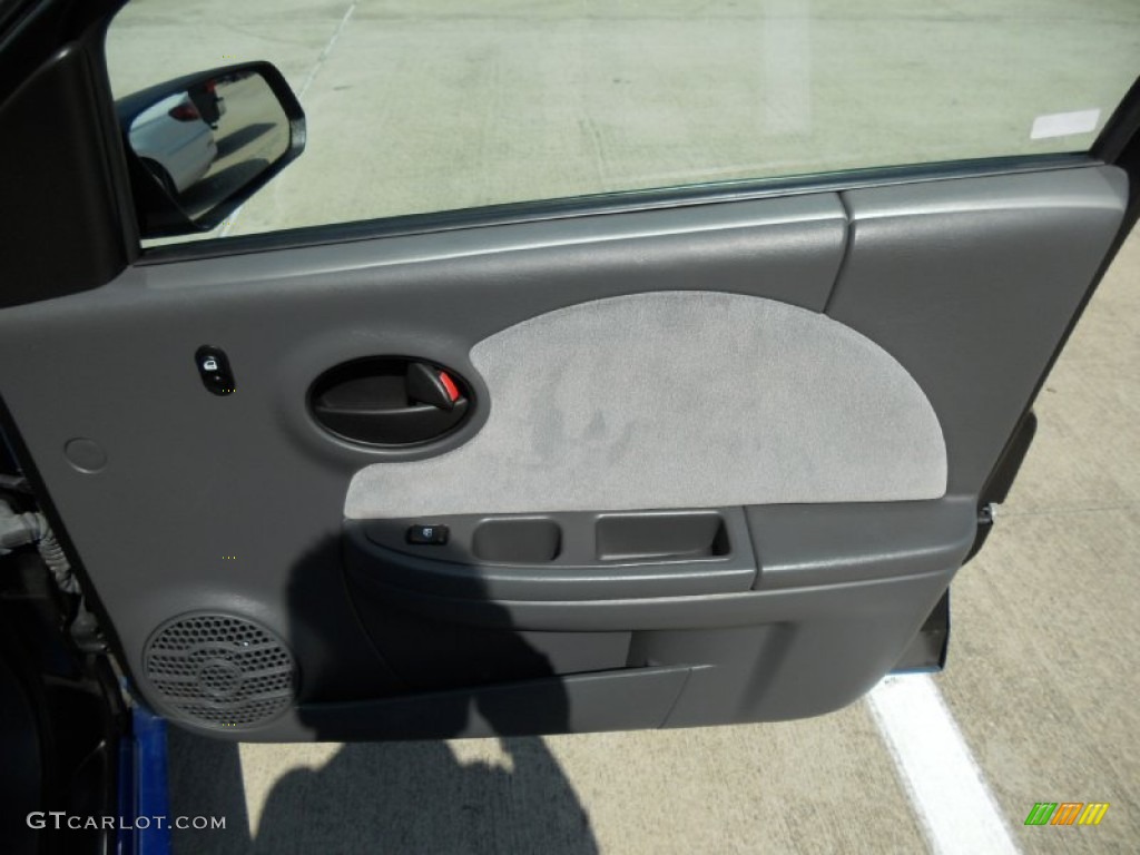2003 Saturn ION 3 Sedan Gray Door Panel Photo #50078506