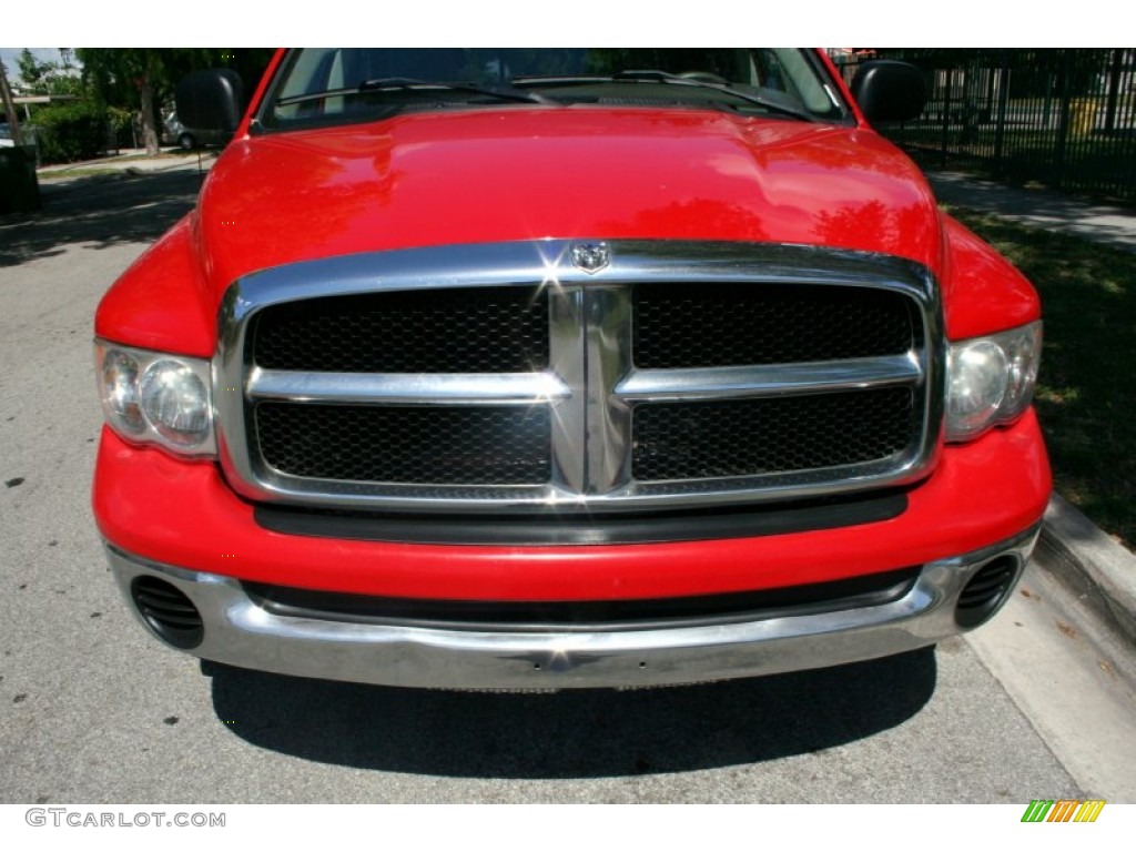 2004 Ram 1500 SLT Quad Cab 4x4 - Flame Red / Dark Slate Gray photo #15