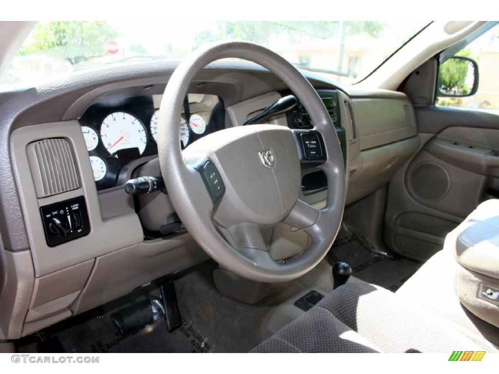 2004 Ram 1500 SLT Quad Cab 4x4 - Flame Red / Dark Slate Gray photo #53