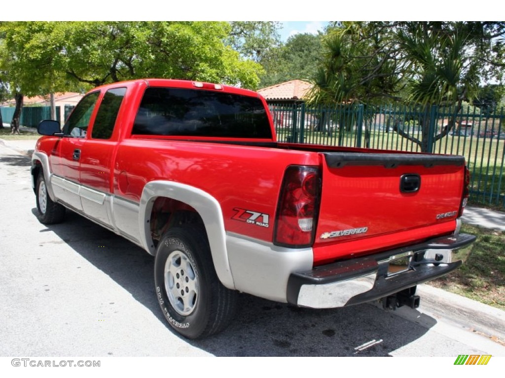 2004 Silverado 1500 Z71 Extended Cab 4x4 - Victory Red / Dark Charcoal photo #7