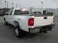 2010 Summit White GMC Sierra 3500HD SLT Crew Cab 4x4 Dually  photo #2