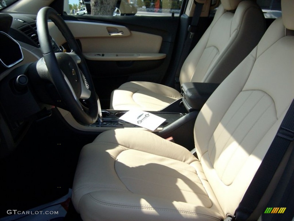 Cashmere/Ebony Interior 2011 Chevrolet Traverse LTZ Photo #50087811