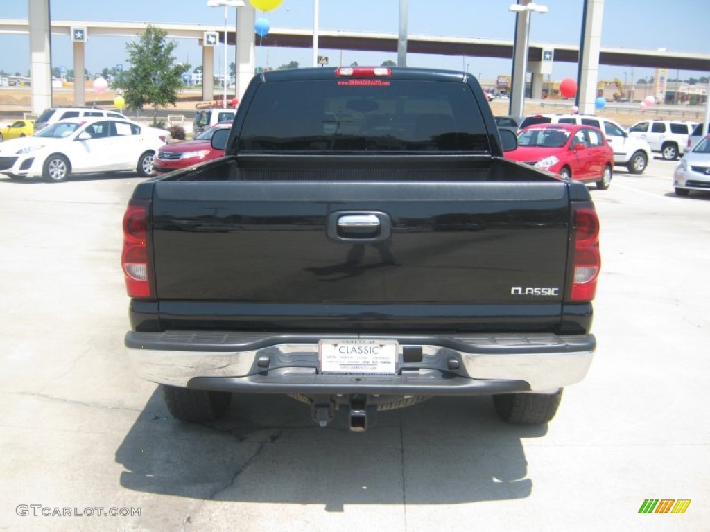 2007 Silverado 1500 Classic Regular Cab 4x4 - Black / Dark Charcoal photo #4