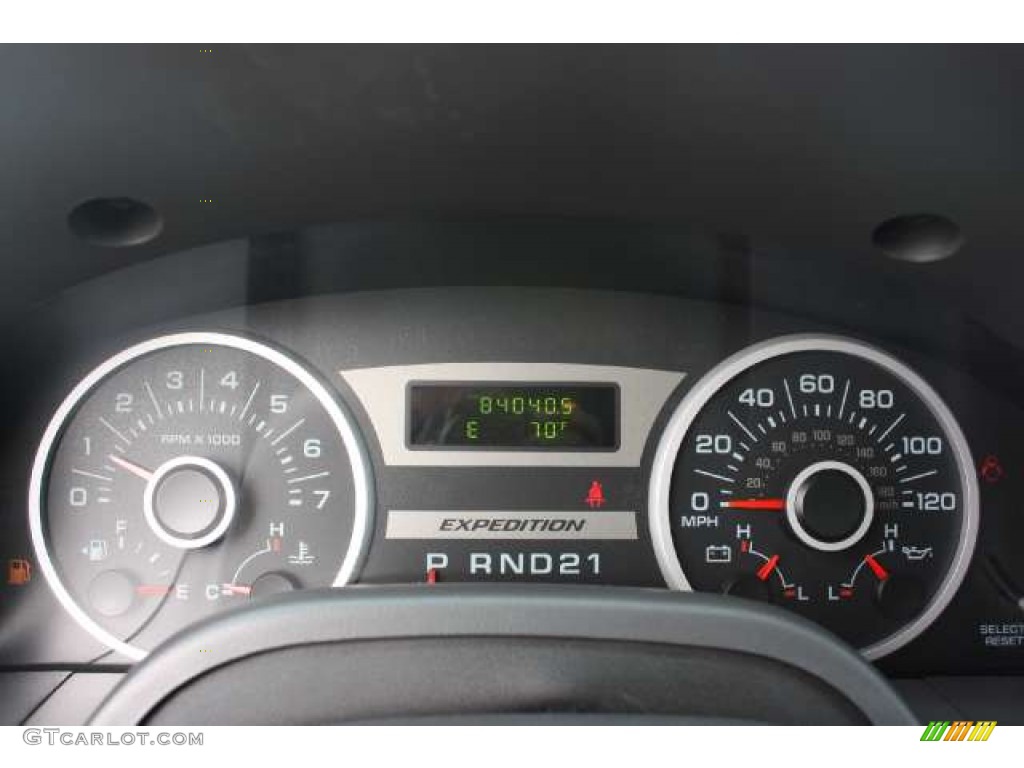 2006 Ford Expedition XLT 4x4 Gauges Photo #50088021