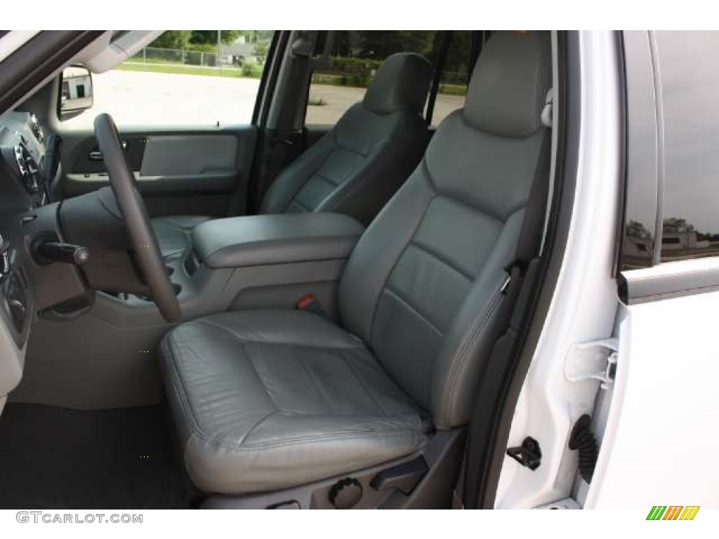 Medium Flint Grey Interior 2006 Ford Expedition XLT 4x4 Photo #50088072