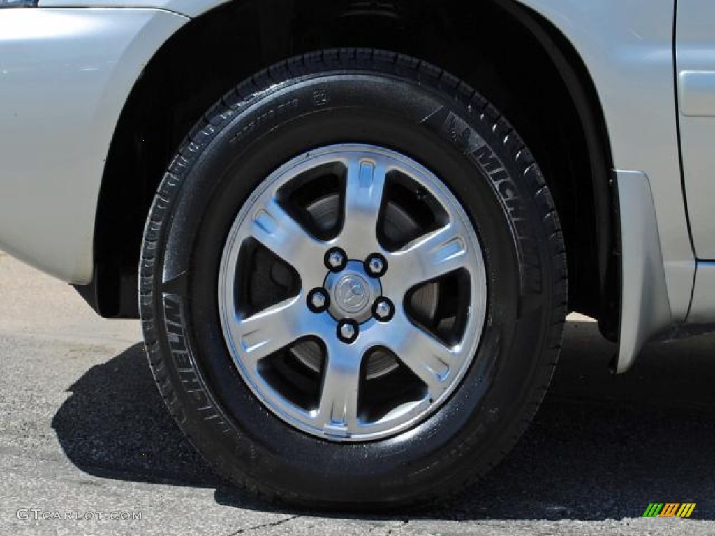 2004 Highlander V6 4WD - Millenium Silver Metallic / Ash photo #9