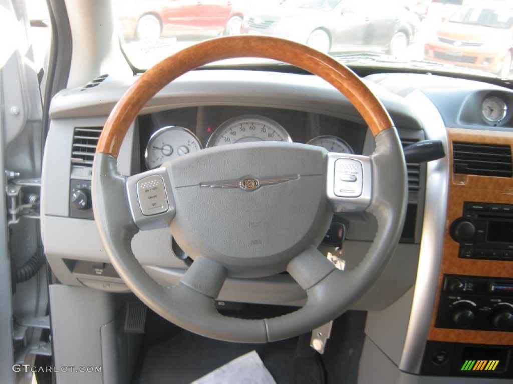 2007 Chrysler Aspen Limited Dark Slate Gray/Light Slate Gray Steering Wheel Photo #50091312