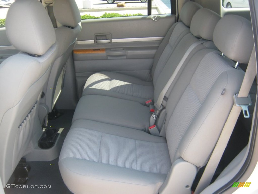 2007 Chrysler Aspen Limited Interior Color Photos