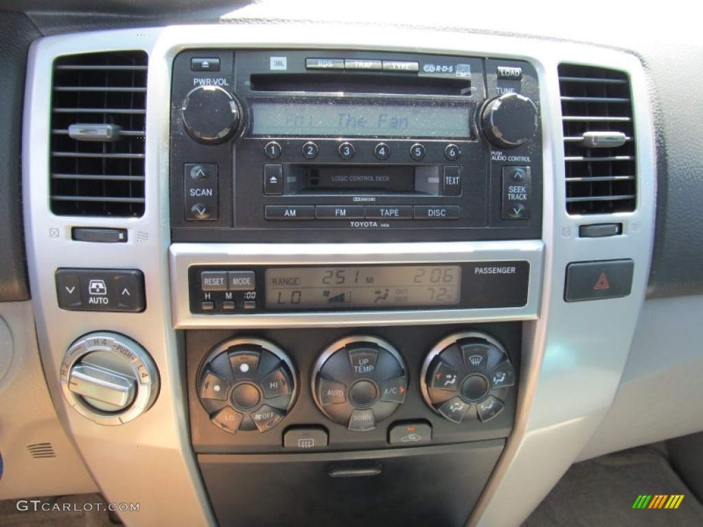 2004 4Runner Sport Edition 4x4 - Natural White / Dark Charcoal photo #11